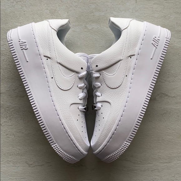 NWT Nike Air Force 1 Sage low - Picture 6 of 10